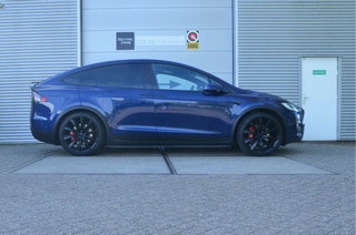 Thumbnail Mobil 8
