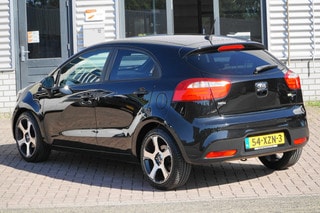 Thumbnail Mobil 5