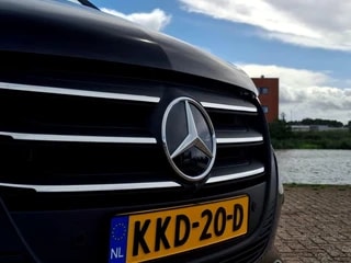 Thumbnail Mobil 7