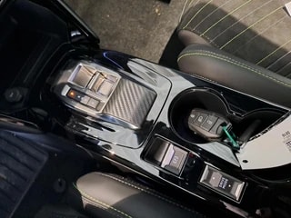 Thumbnail Mobil 8