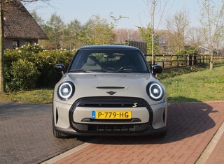 Thumbnail Mobil 6