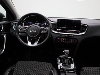 Thumbnail Mobil 8