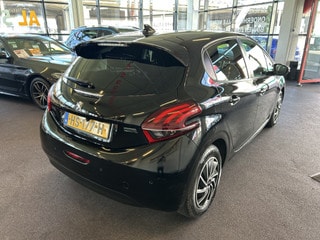 Thumbnail Mobil 8