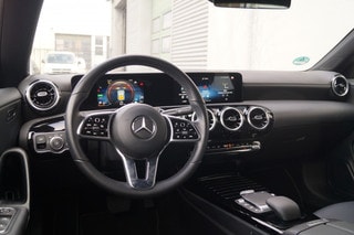 Thumbnail Mobil 10