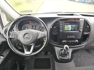 Thumbnail Mobil 8