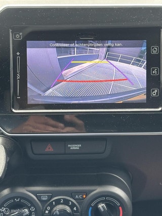 Thumbnail Mobil 6