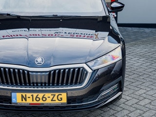 Thumbnail Mobil 8