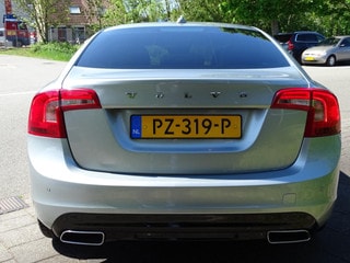 Thumbnail Mobil 8
