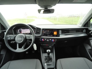 Thumbnail Mobil 9