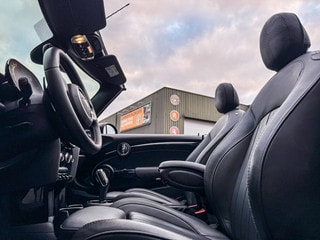 Thumbnail Mobil 4