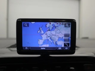 Thumbnail Mobil 10
