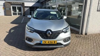 Thumbnail Mobil 6