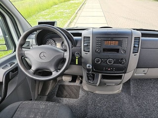 Thumbnail Mobil 8
