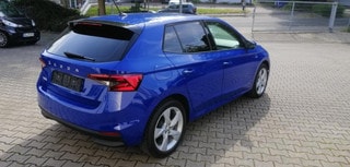 Thumbnail Mobil 4