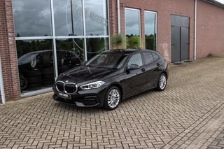 Thumbnail Mobil 8