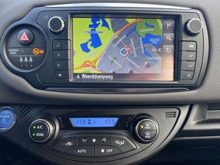Thumbnail Mobil 6