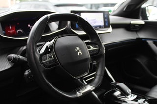 Thumbnail Mobil 4