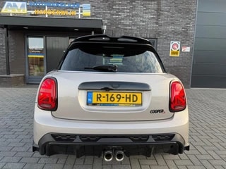 Thumbnail Mobil 6