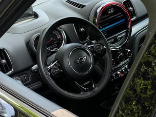 Thumbnail Mobil 9