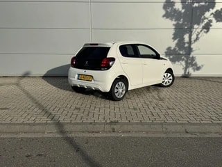 Thumbnail Mobil 6