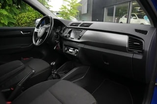 Thumbnail Mobil 4