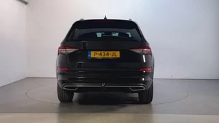 Thumbnail Mobil 8