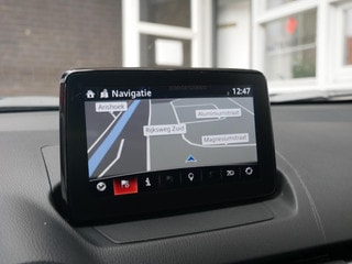 Thumbnail Mobil 6