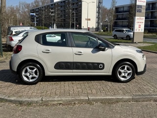 Thumbnail Mobil 4