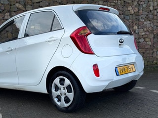 Thumbnail Mobil 9