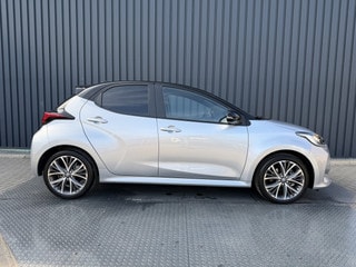 Thumbnail Mobil 8