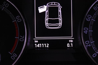 Thumbnail Mobil 10