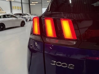 Thumbnail Mobil 9