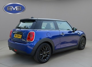 Thumbnail Mobil 3