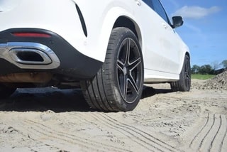 Thumbnail Mobil 10