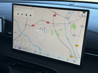 Thumbnail Mobil 4