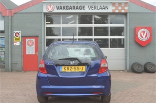 Thumbnail Mobil 7