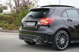 Thumbnail Mobil 8