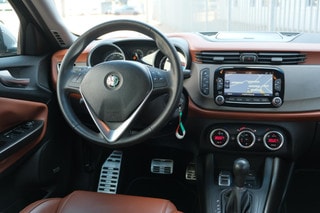 Thumbnail Mobil 6