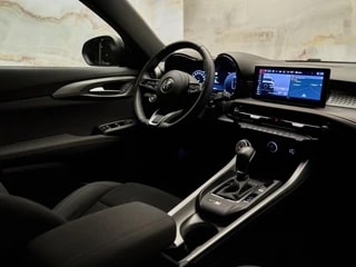 Thumbnail Mobil 8