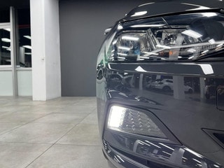 Thumbnail Mobil 8