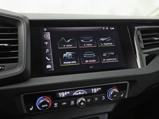 Thumbnail Mobil 8