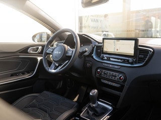 Thumbnail Mobil 8