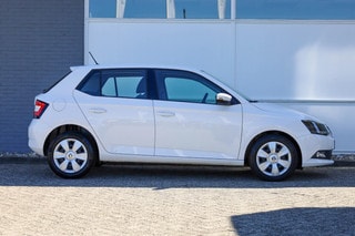 Thumbnail Mobil 3