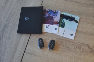 Thumbnail Mobil 4