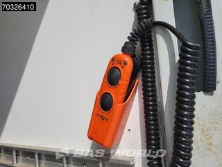 Thumbnail Mobil 10