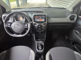 Thumbnail Mobil 4