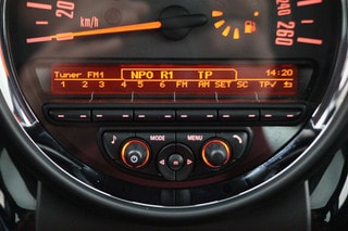 Thumbnail Mobil 4