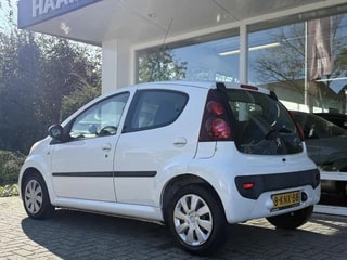 Thumbnail Mobil 4