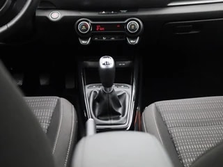 Thumbnail Mobil 10