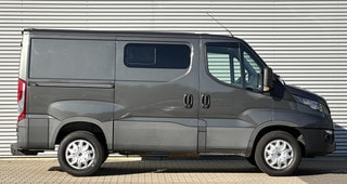 Thumbnail Mobil 6